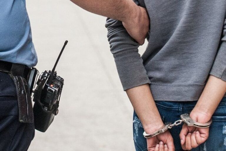 Полициски службеници од СВР Битола го лишиле од слобода М.Т.(19)
